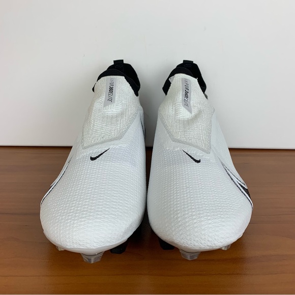 Nike Vapor Edge Elite 360 Flyknit Football Cleats - Picture 3 of 12